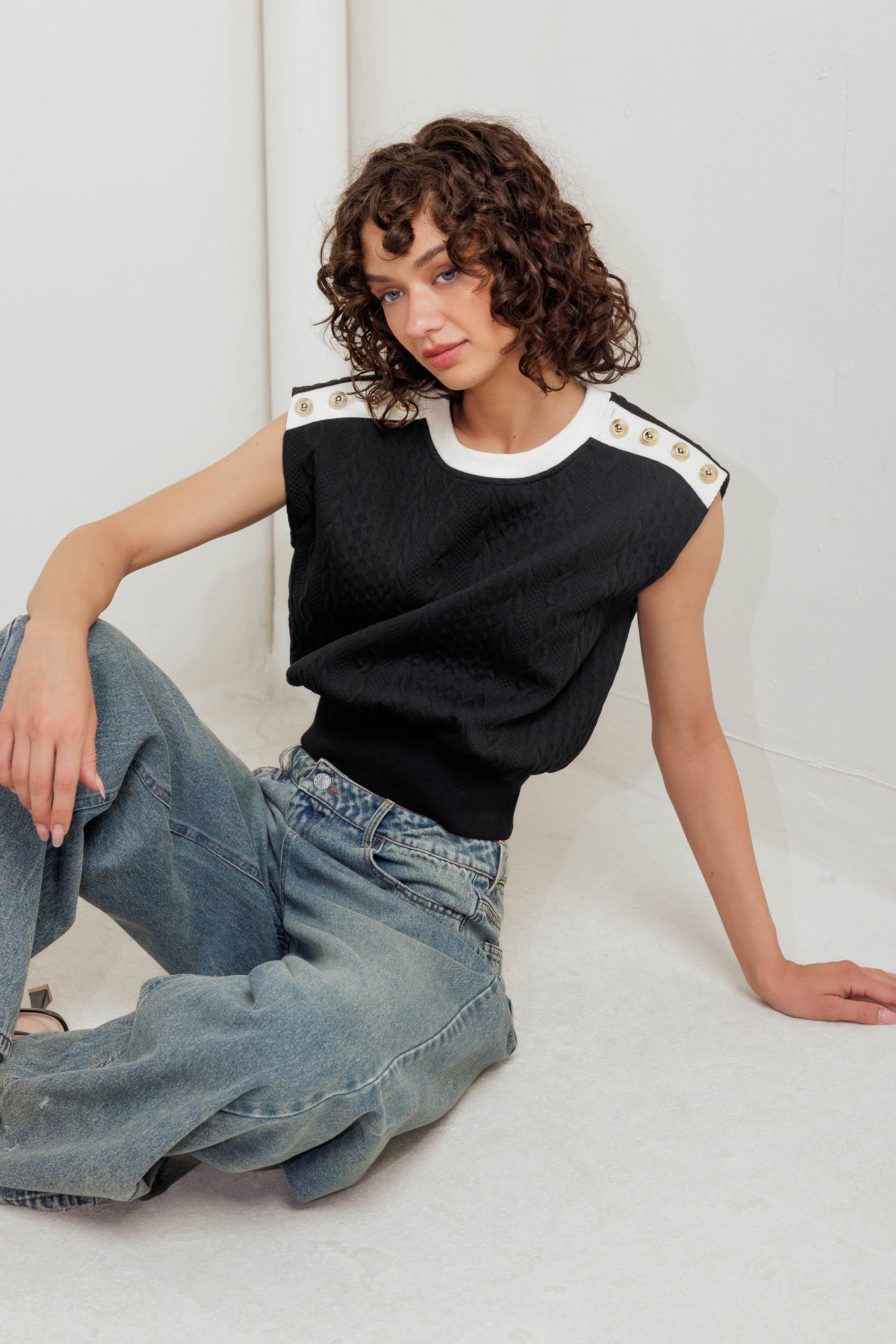 STREET ROMANTIC EDGE KNIT TOP