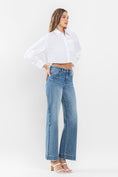 Load image into Gallery viewer, Gwen Wide Leg Jeans
