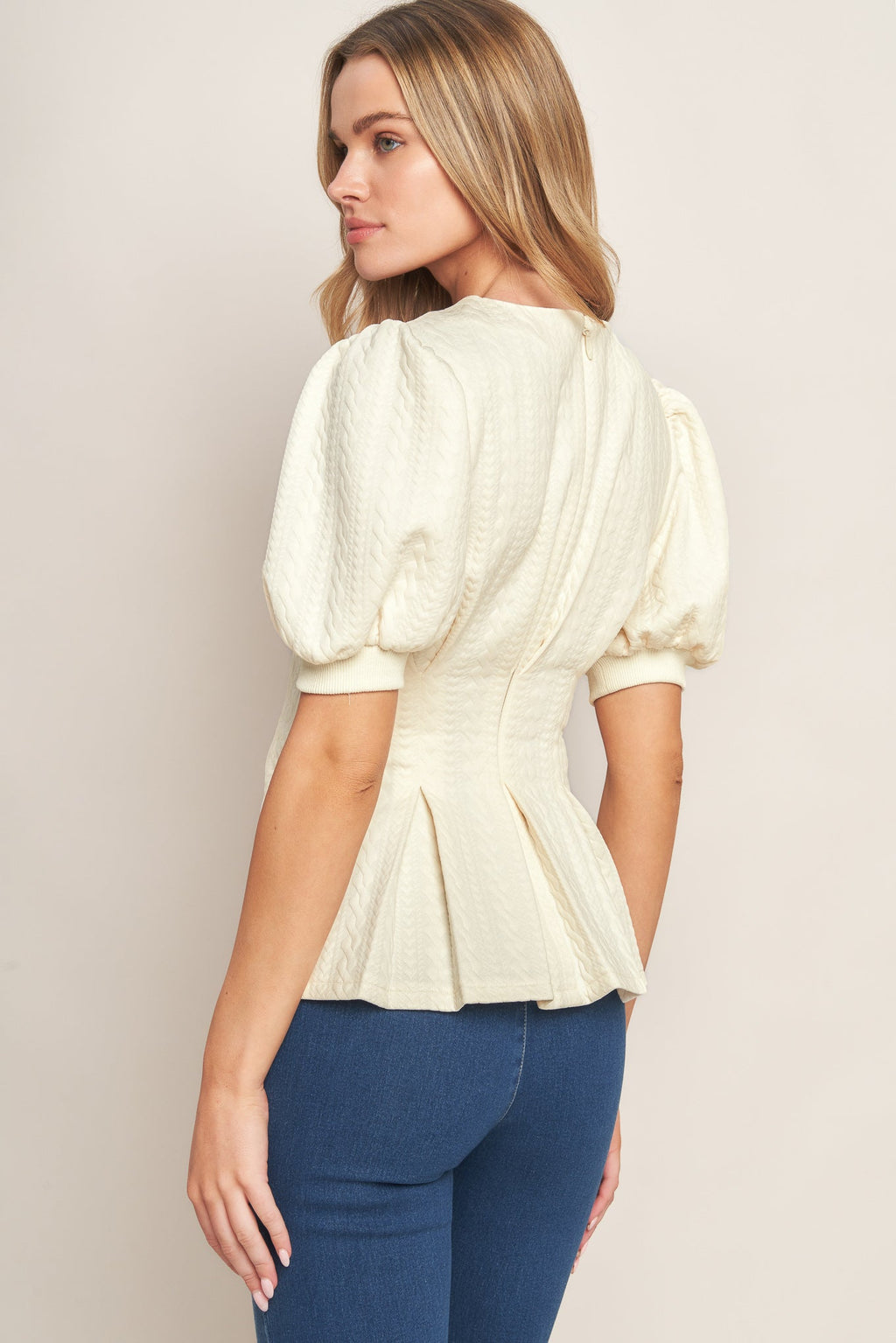 CREAM TWIST WOVEN TOP